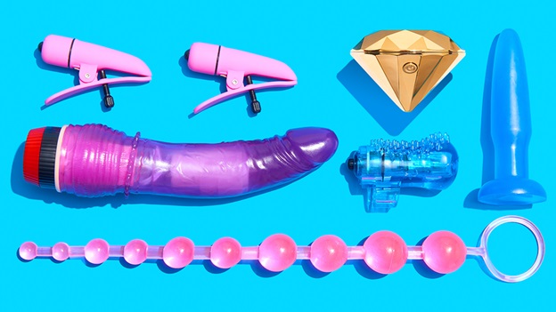 Sexccessories: Your Complete Guide To The Best Fetish Toys & What They Do   